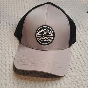 NWT Neptune Performance V2 Trucker Hat - grand canyon